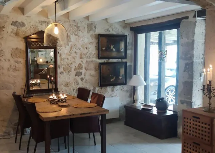 Sous Les Arcades De Fources-jolie Maison Medievale Prázdninový dům *