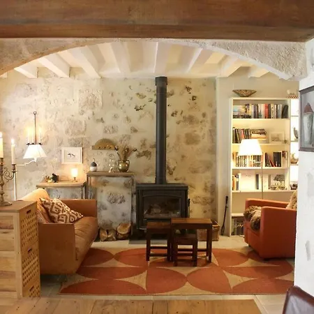 Sous Les Arcades De Fources-jolie Maison Medievale * Fourcès